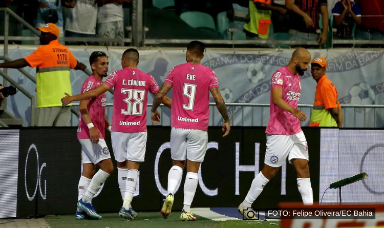Bahia tem três gols anulados, mas vence Internacional na Fonte Nova