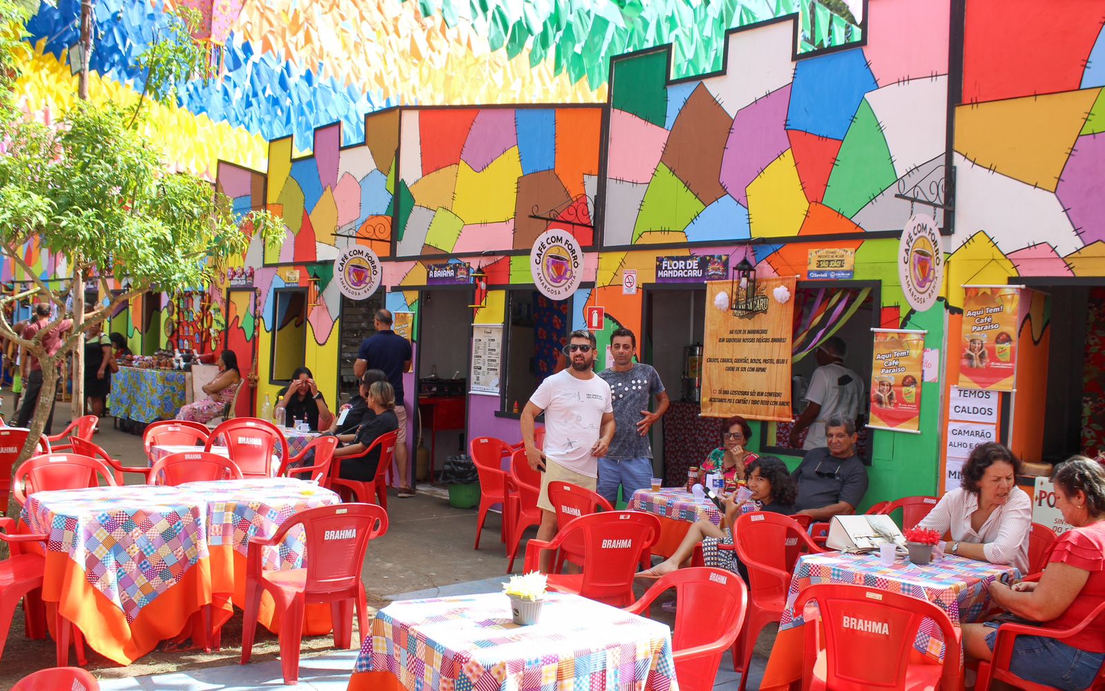 Vila Junina é uma atração a mais no São João de Amargosa