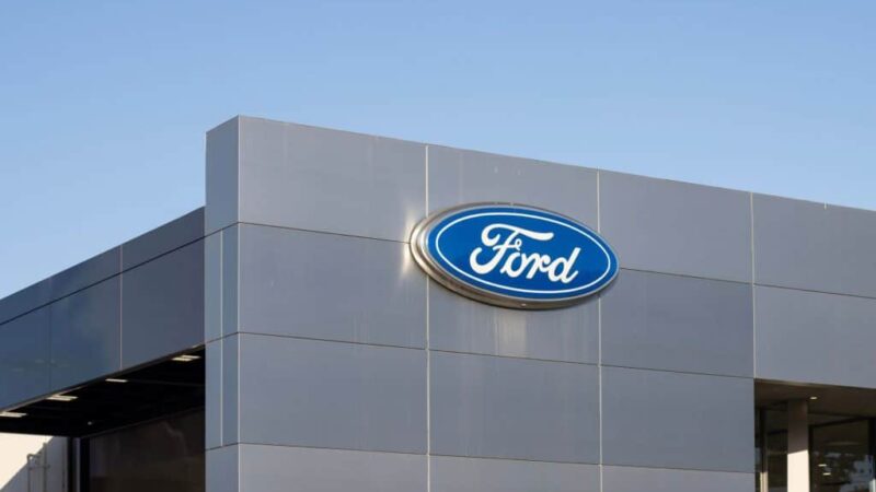 Ford anuncia recall de 850 mil veículos por falha em bomba de combustível e ainda não apresenta solução definitiva