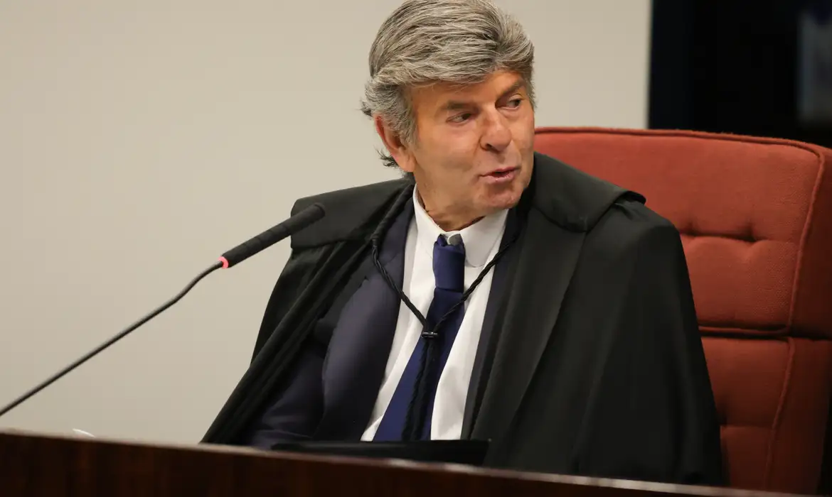 STF: Fux vota por absolver Bolsonaro e cinco aliados em ação da trama golpista, mas condena Mauro Cid e Braga Netto