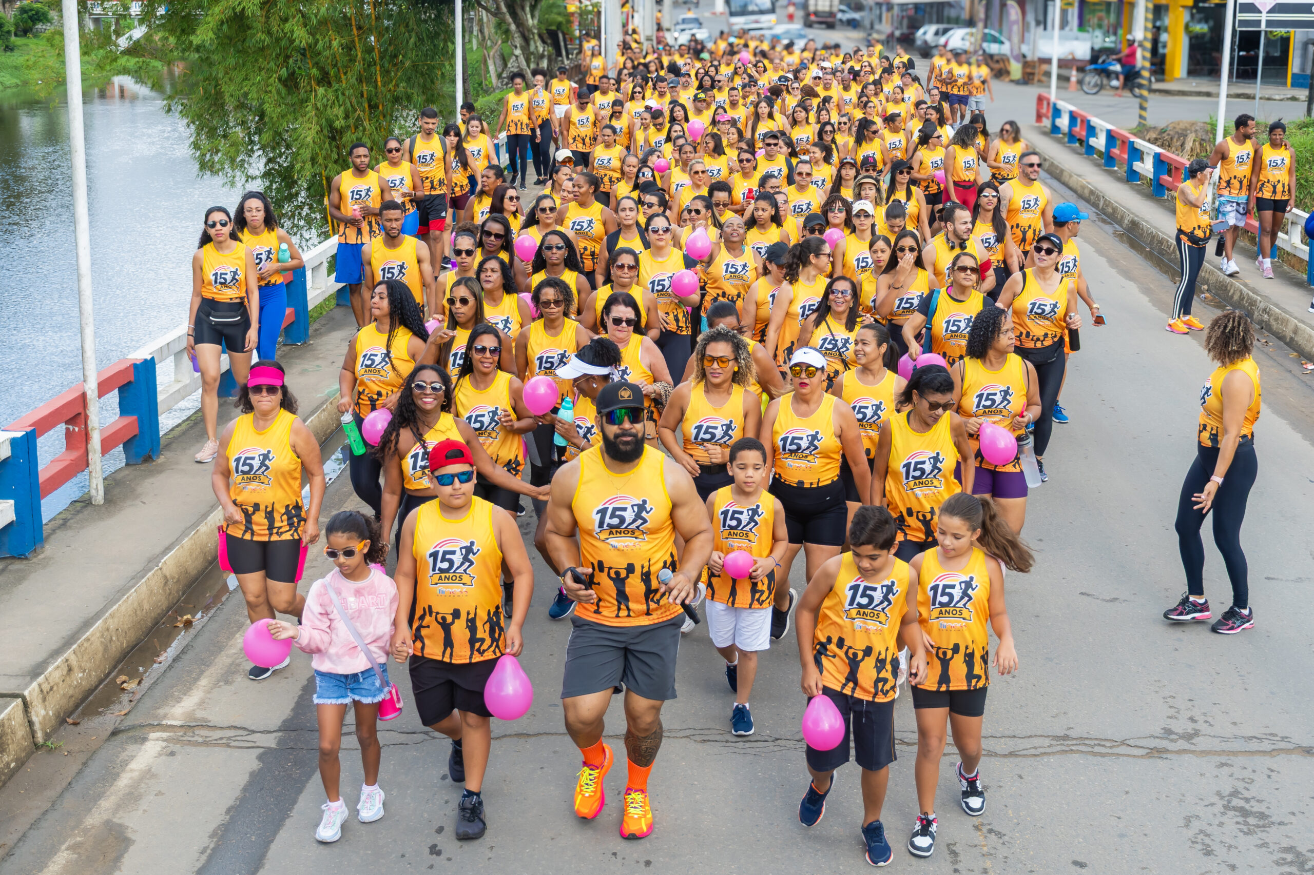Academia Bio Fitnes celebra 15 anos de atividade com a tradicional caminhada