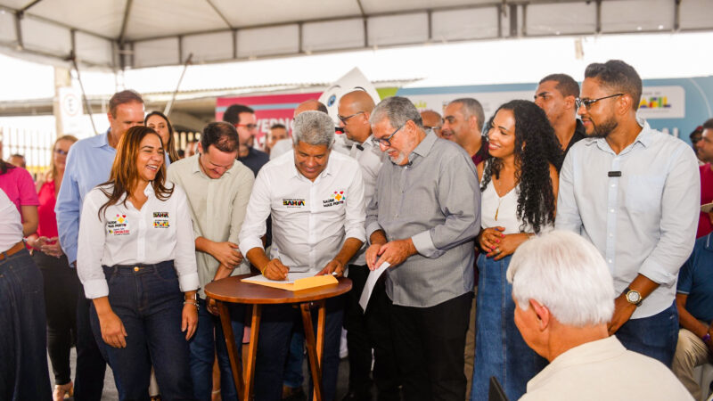 Jerônimo Rodrigues assina Ordem de Serviço para construção da Maternidade Regional em Amargosa