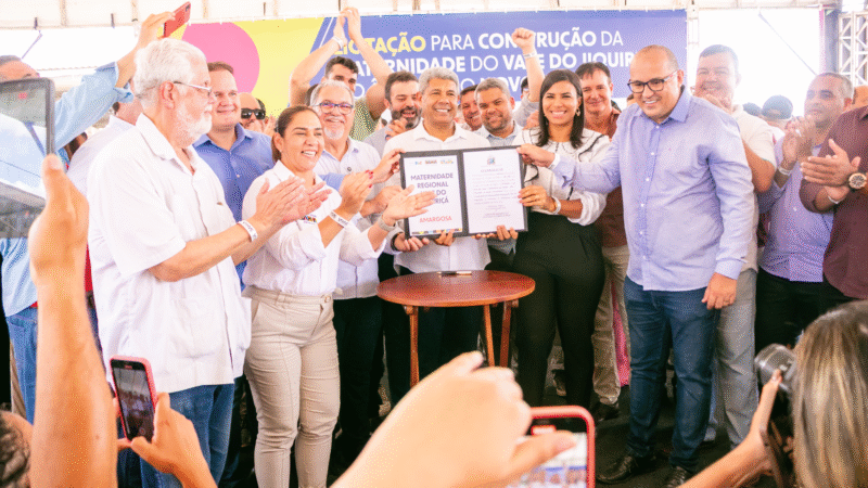 Jerônimo Rodrigues assina Ordem de Serviço para construção da Maternidade Regional em Amargosa