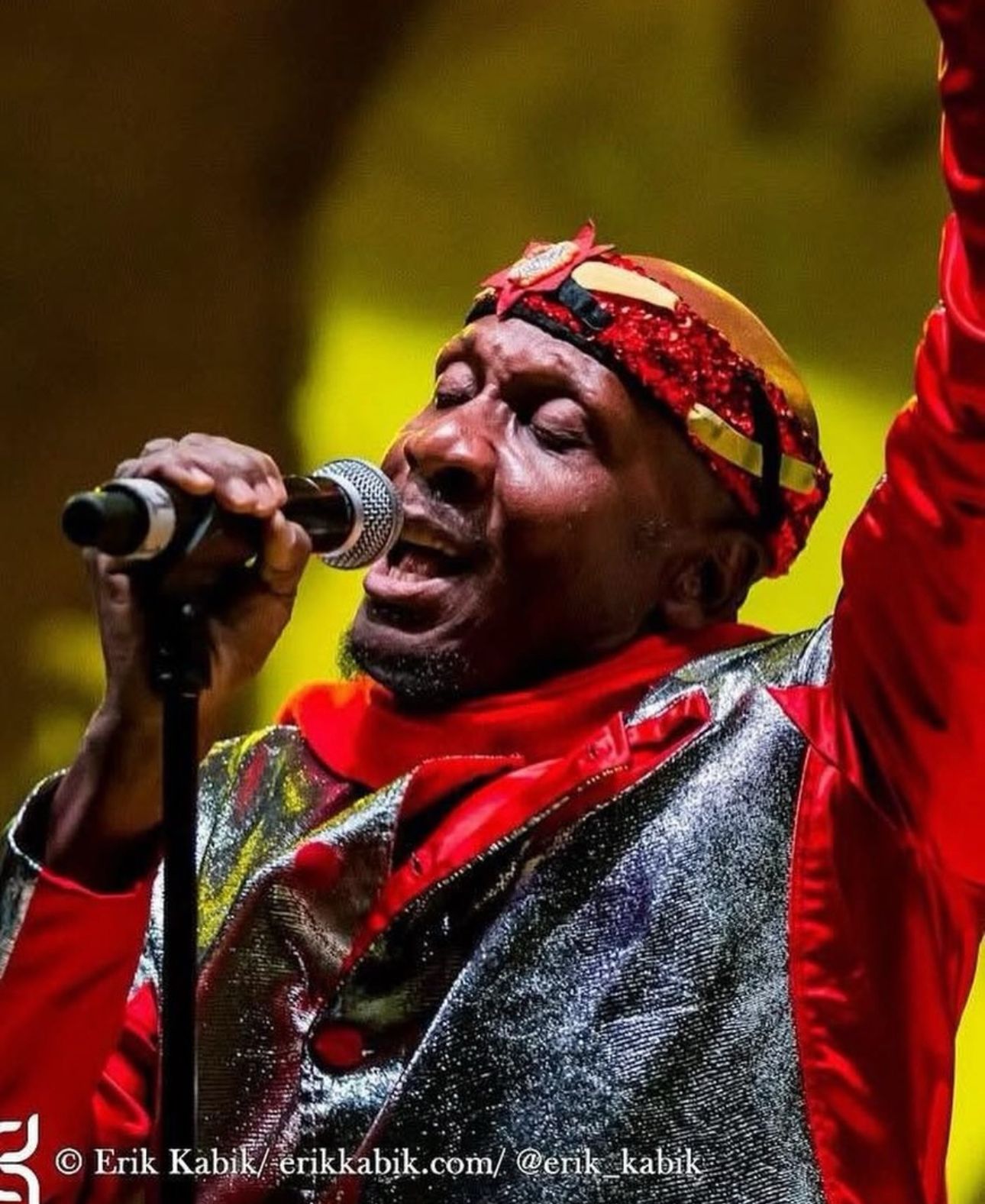 Morre Jimmy Cliff, lenda do reggae mundial, aos 81 anos