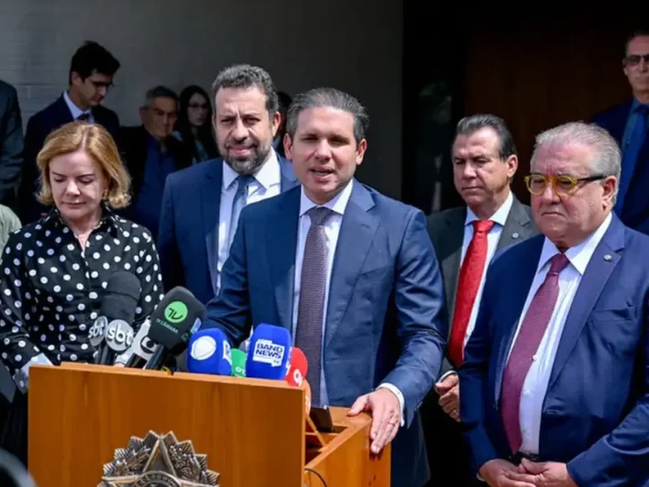 Regulamentação de trabalho por aplicativo deve ser votada em abril