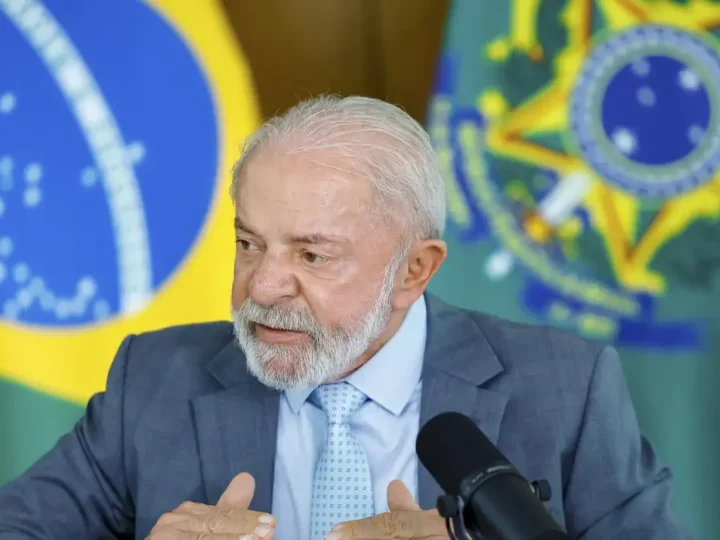 Lula envia ao Congresso projeto de lei pelo fim da escala 6×1