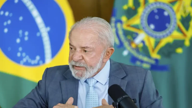 Lula envia ao Congresso projeto de lei pelo fim da escala 6×1