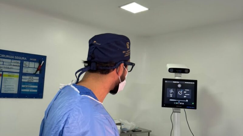 Hospital INCAR realiza primeira cirurgia navegada do quadril no interior da Bahia