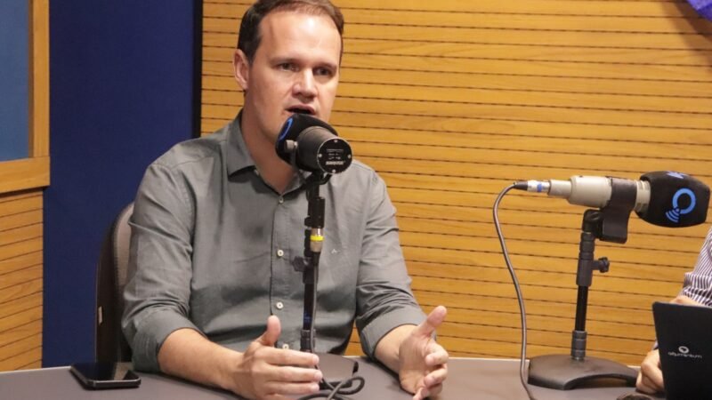 “As revelações de Vorcaro colocam ACM Neto diante de uma grave crise de credibilidade”, afirma Júlio Pinheiro