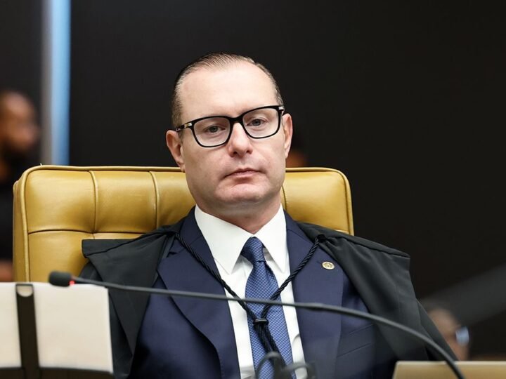 Zanin nega recurso de Paes, e Douglas Ruas deve ser declarado eleito no Rio