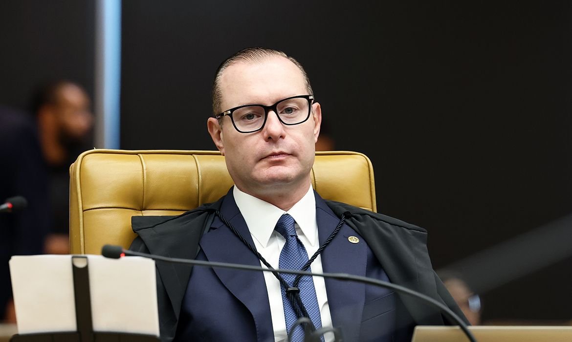 Zanin nega recurso de Paes, e Douglas Ruas deve ser declarado eleito no Rio